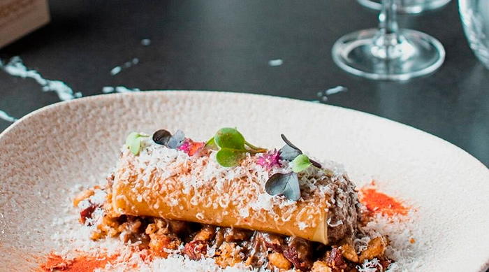 Prato de alta gastronomia servido pelo restaurante panoramico ronda espanha.