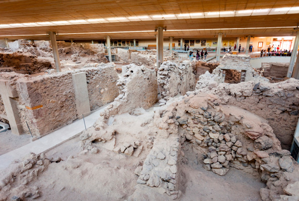 Museu de Akrotiri, um dos passeios em Santorini.